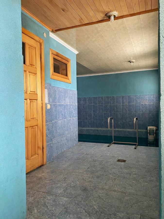 Hotel Lemon à Drogobych Extérieur photo